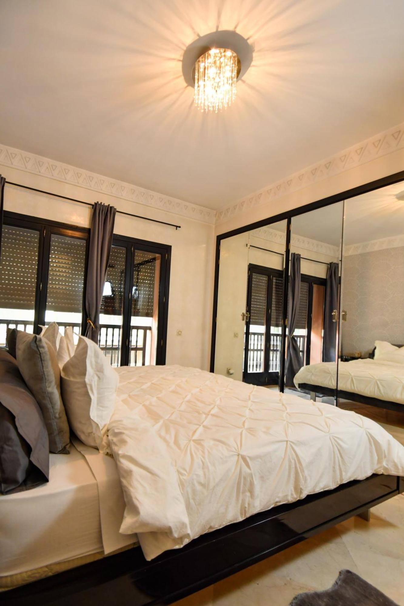 Appartement Haut Standing Gueliz Plaza Marakeş Dış mekan fotoğraf